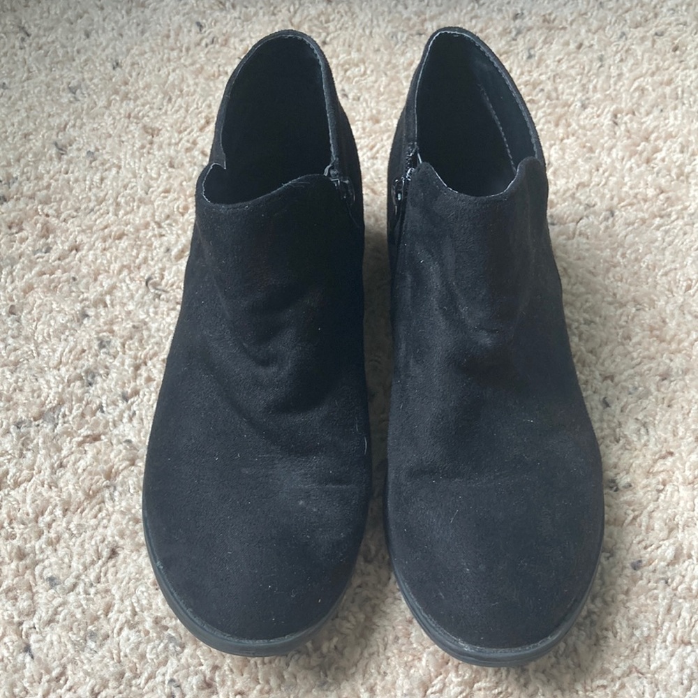 Women’s Suede Booties